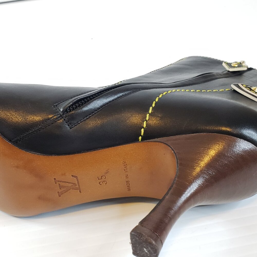 Louis Vuitton Boots Women Black Leather (calf) - FCM192 - Picture 8 of 12
